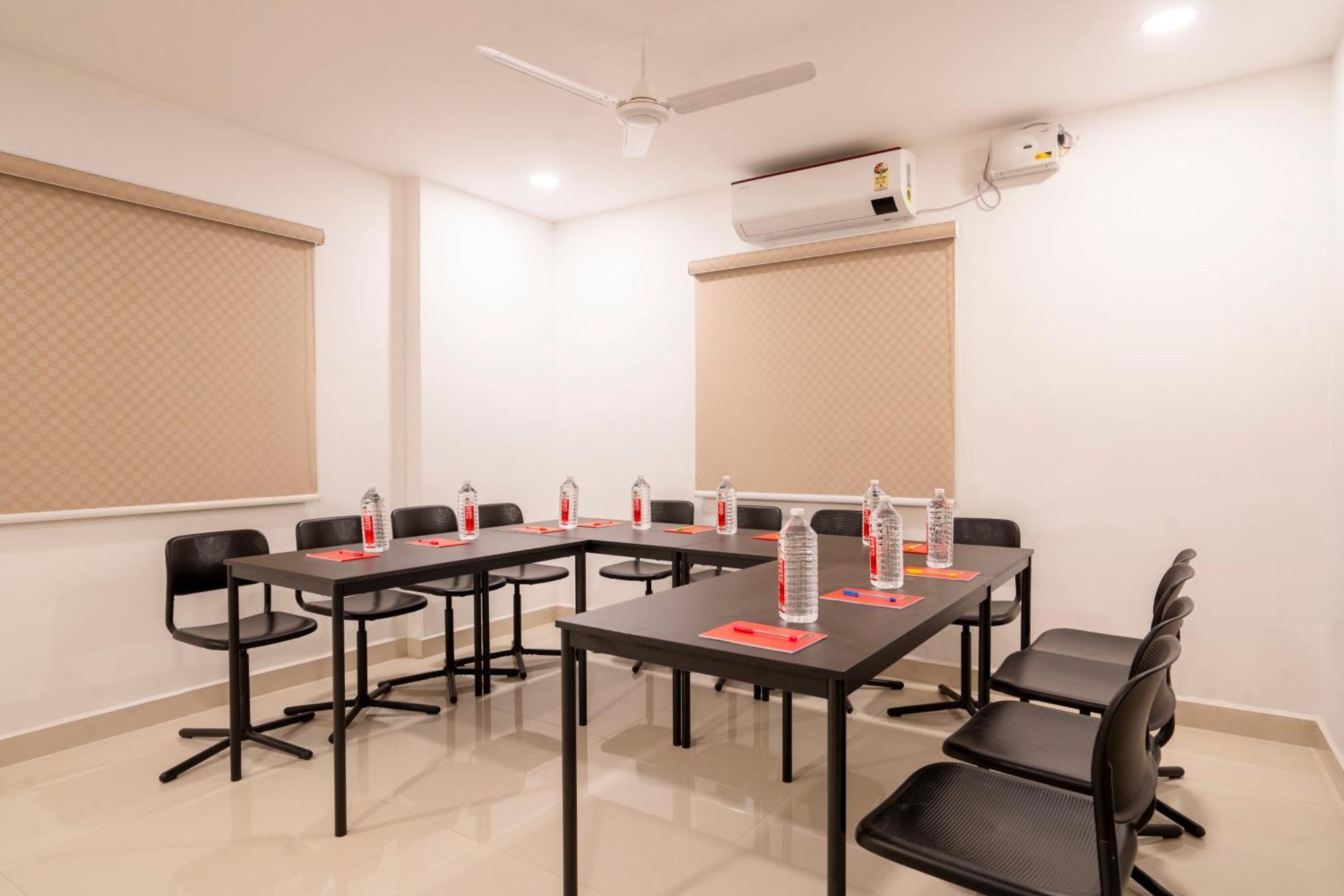 Hotel Treebo De Alphabet Gachibowli Hyderabad Esterno foto