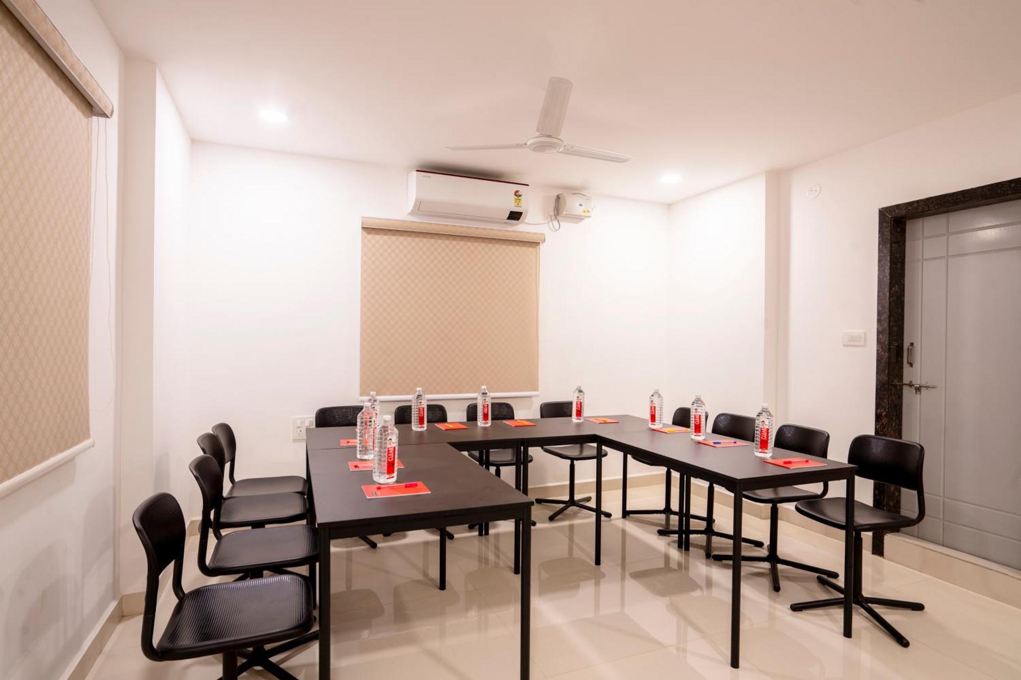 Hotel Treebo De Alphabet Gachibowli Hyderabad Esterno foto