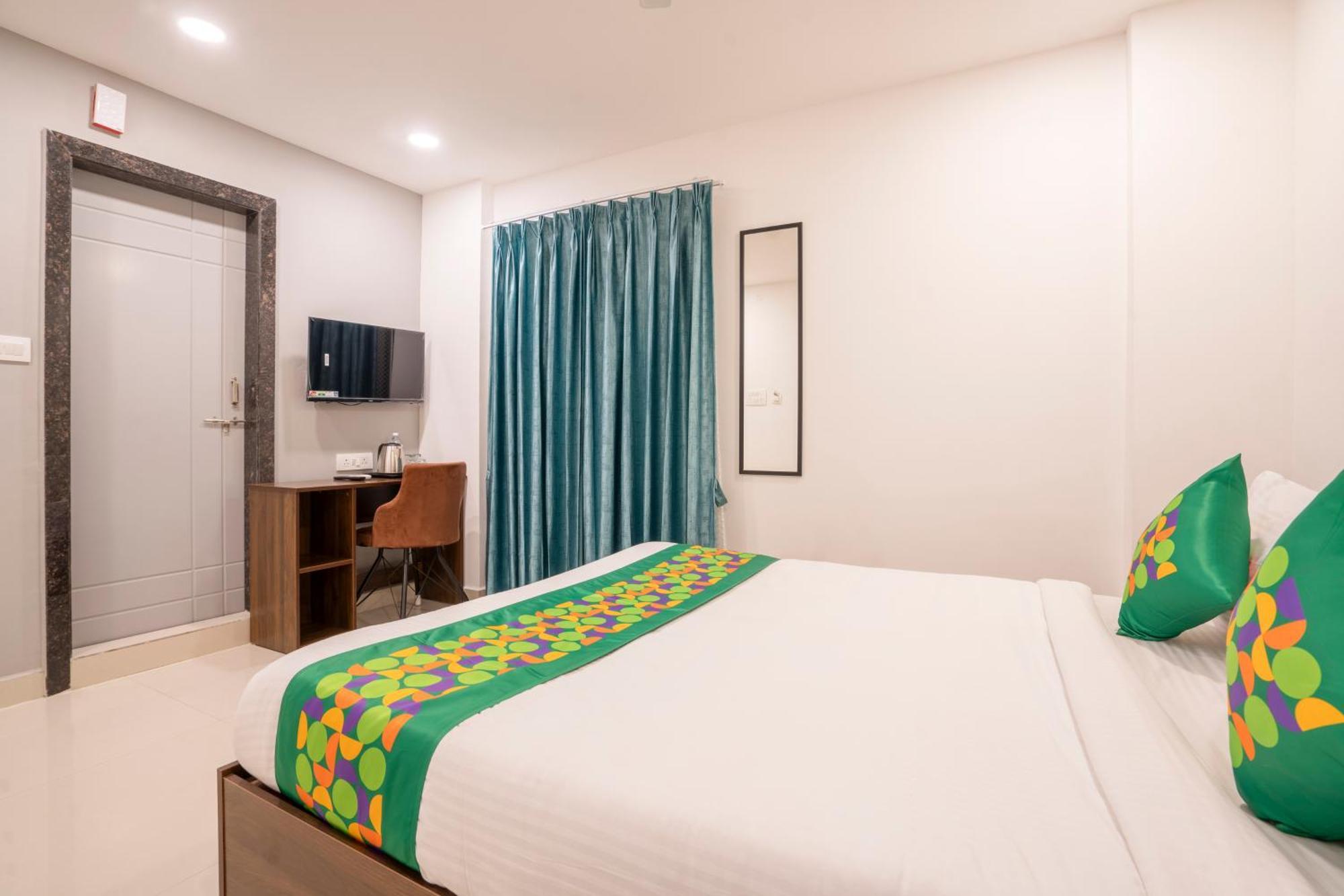 Hotel Treebo De Alphabet Gachibowli Hyderabad Esterno foto