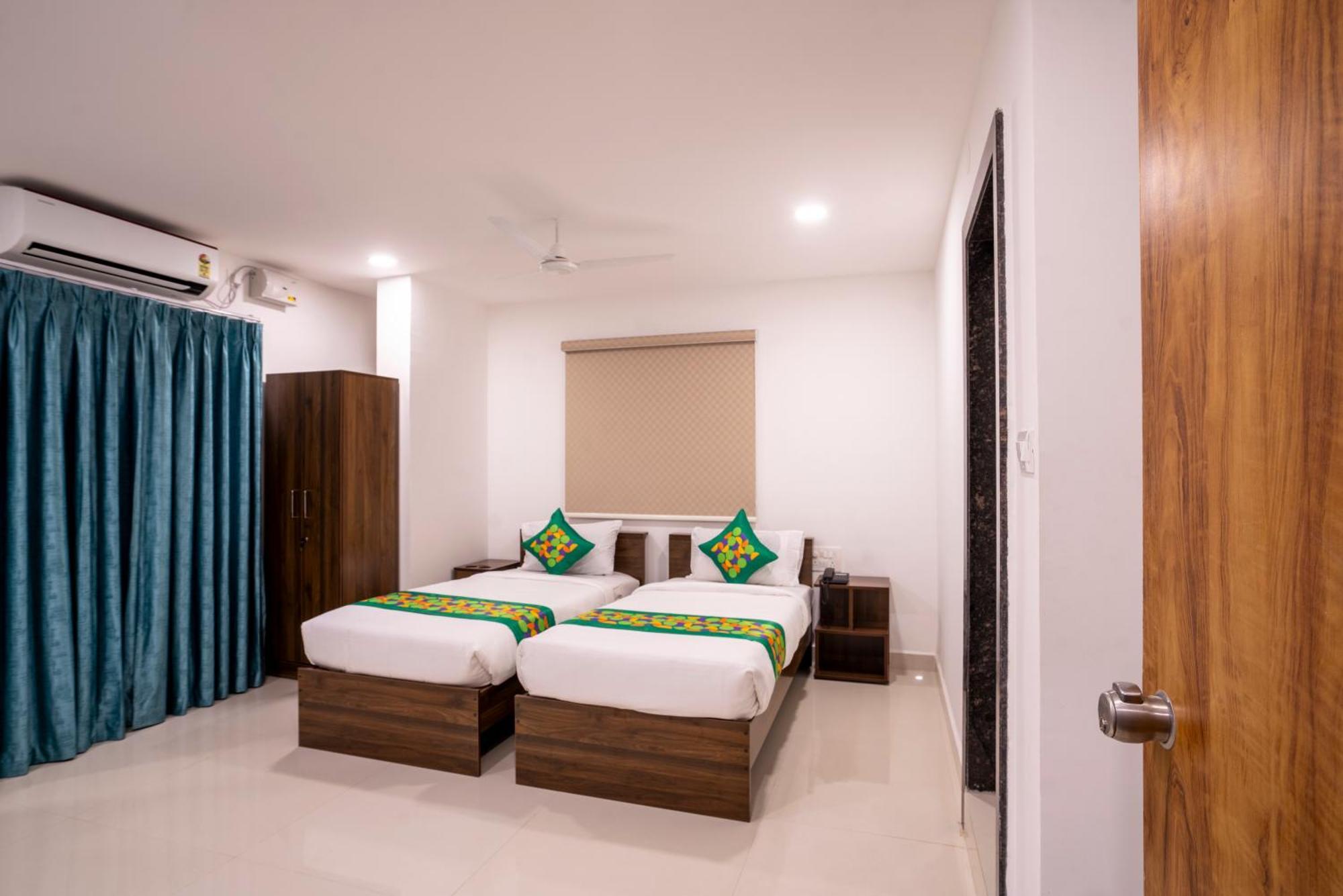 Hotel Treebo De Alphabet Gachibowli Hyderabad Esterno foto